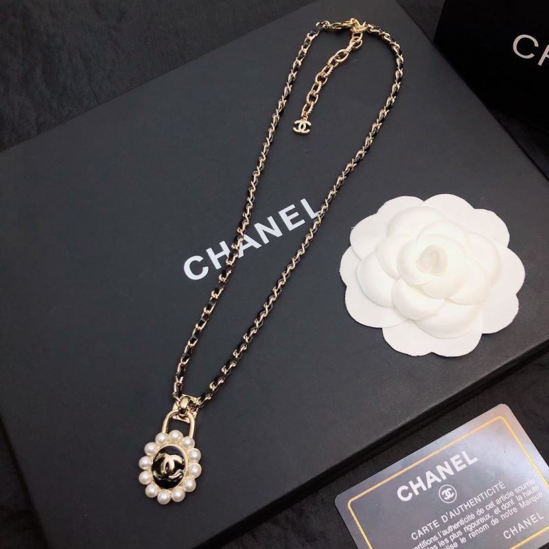 Ch**el necklaces